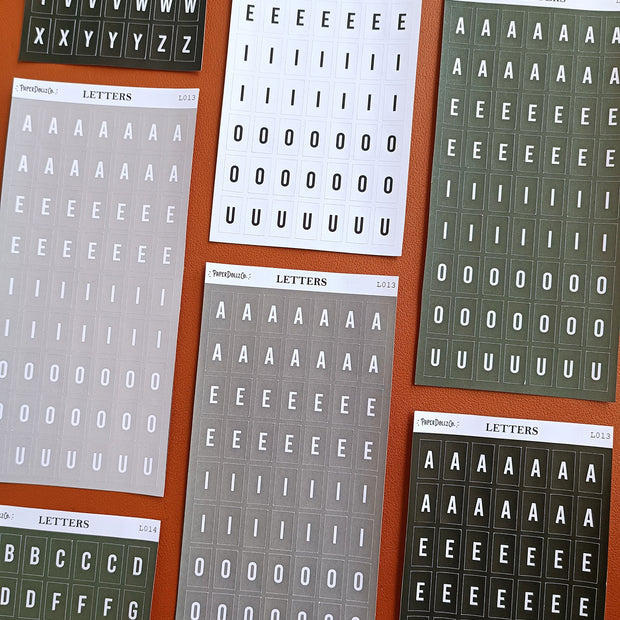 Letter Journal Sticker | Vowels | Monochromatic Colors | L013