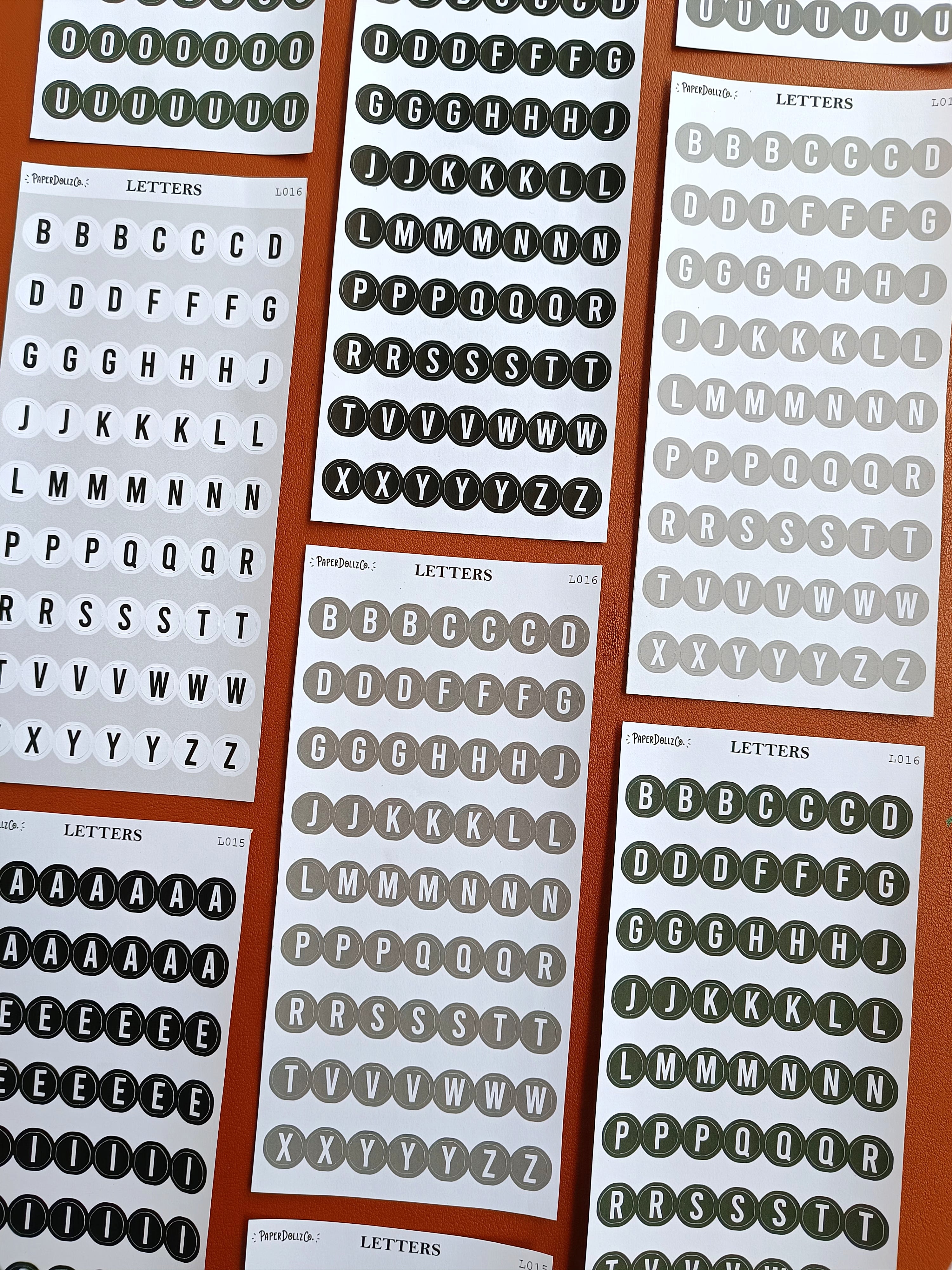 Letter Journal Sticker | Consonant | Monochromatic Colors | L016